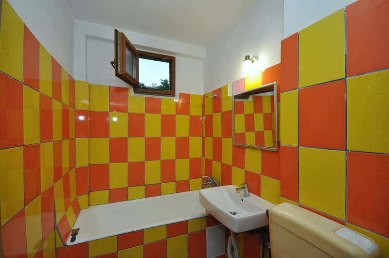 Drumul Taberei, langa metrou Romancierilor apartament 2 camere.